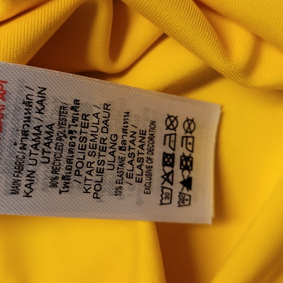 Sculpted Bike Shorts - Picture 8 of 11